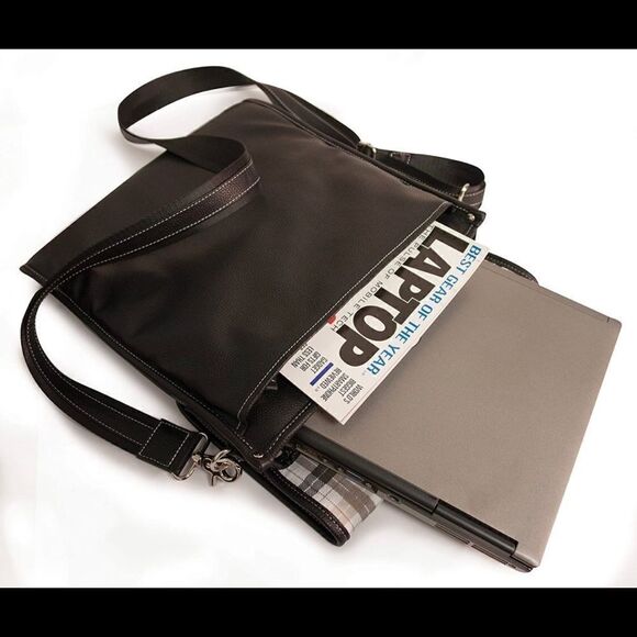 Mobile Edge Tech 14.1-Inch Messenger Bag - Picture 4 of 9